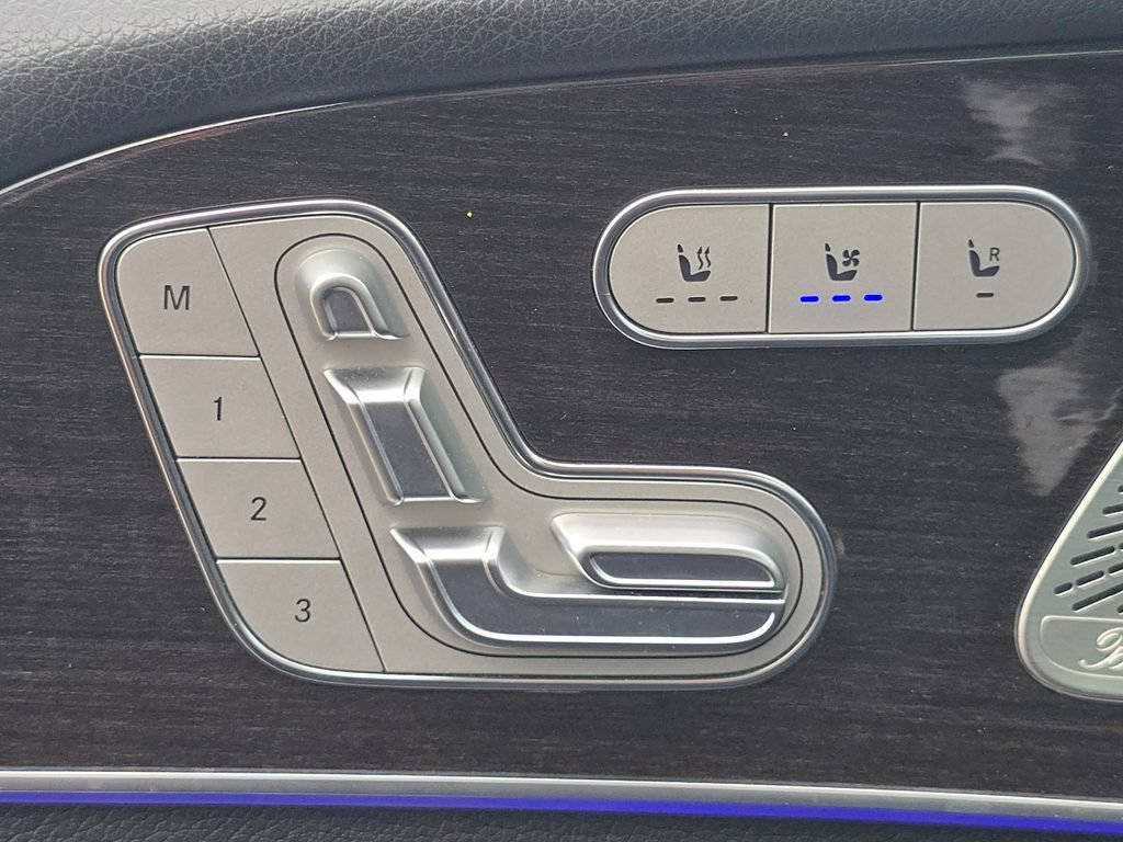 Certified 2023 Mercedes-Benz GLS 450 4MATIC image 7