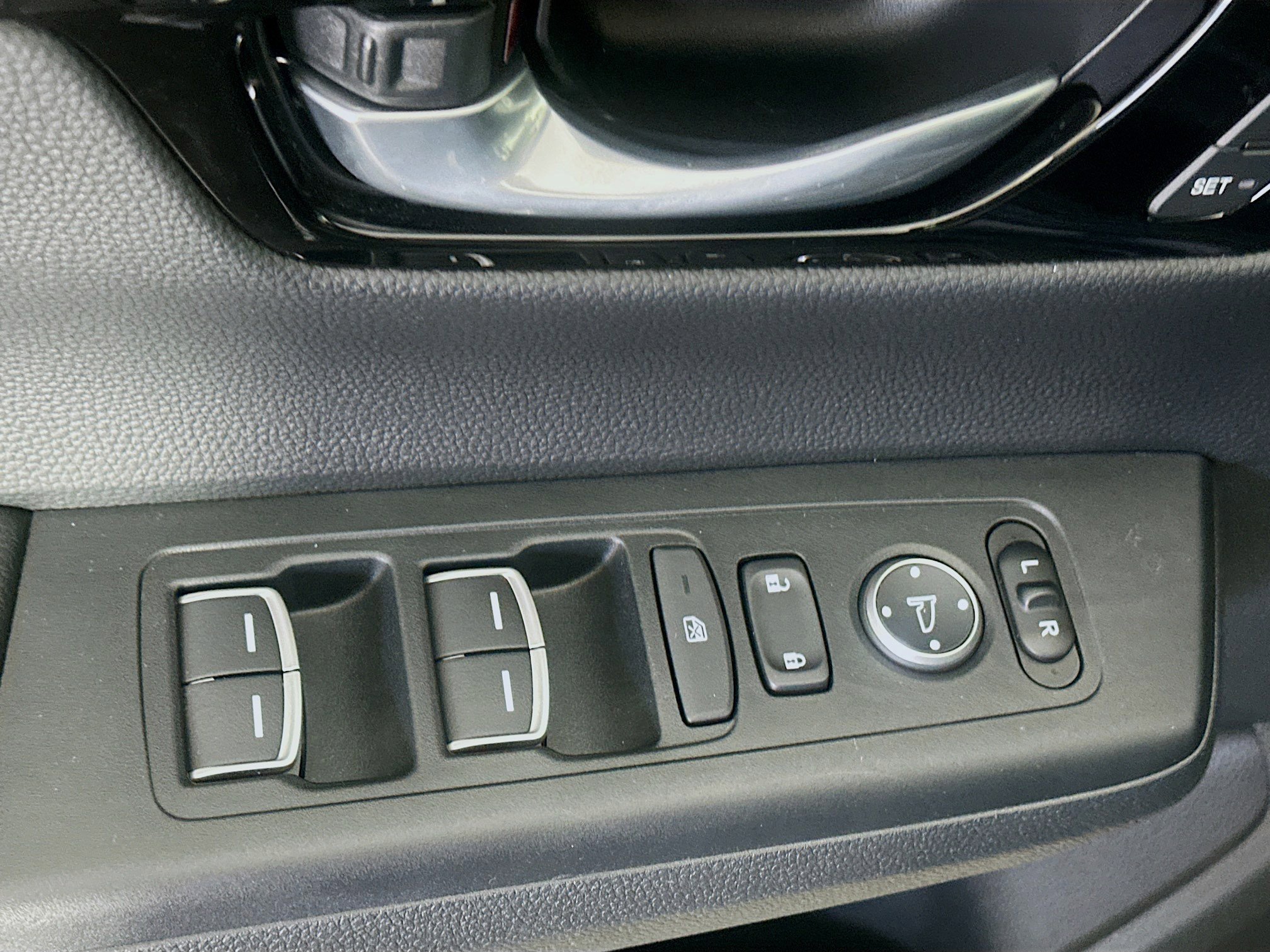 Used 2023 Honda CR-V EX-L image 15