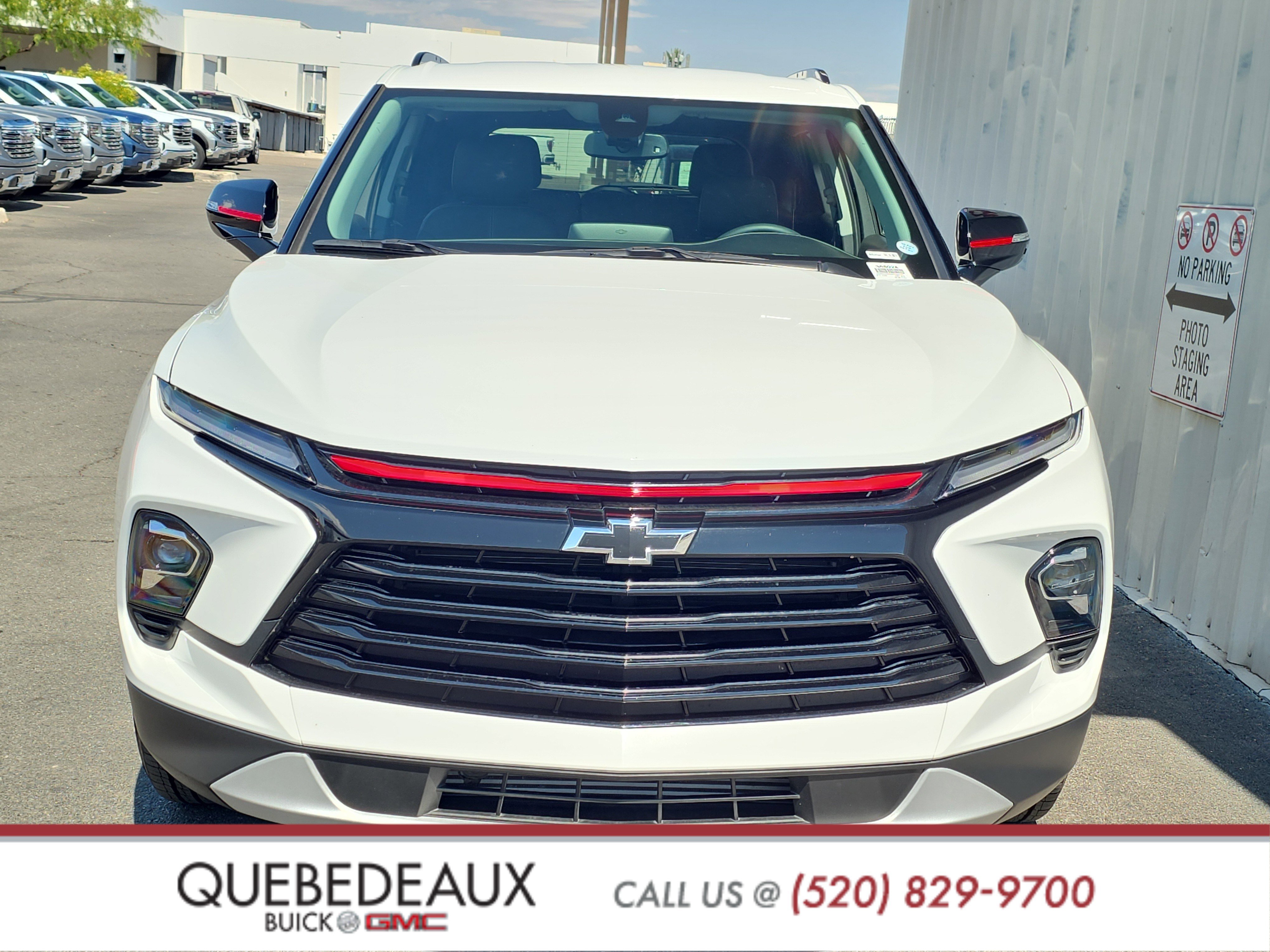 Used 2025 Chevrolet Blazer LT w/ Redline Edition FWD image 2