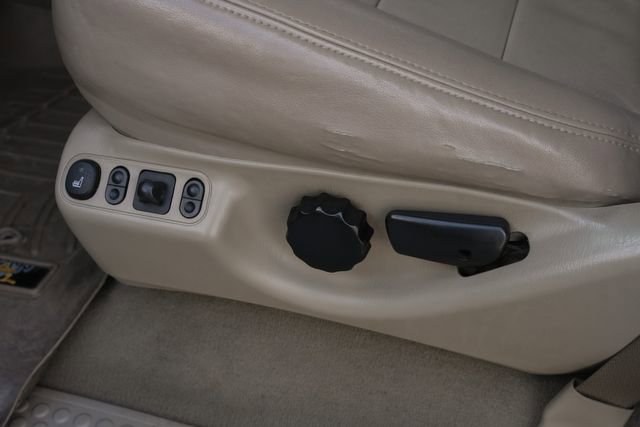 Used 2006 Ford F350 Lariat image 23