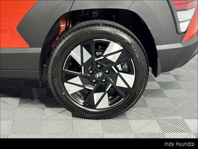 Certified 2025 Hyundai Kona SEL image 17