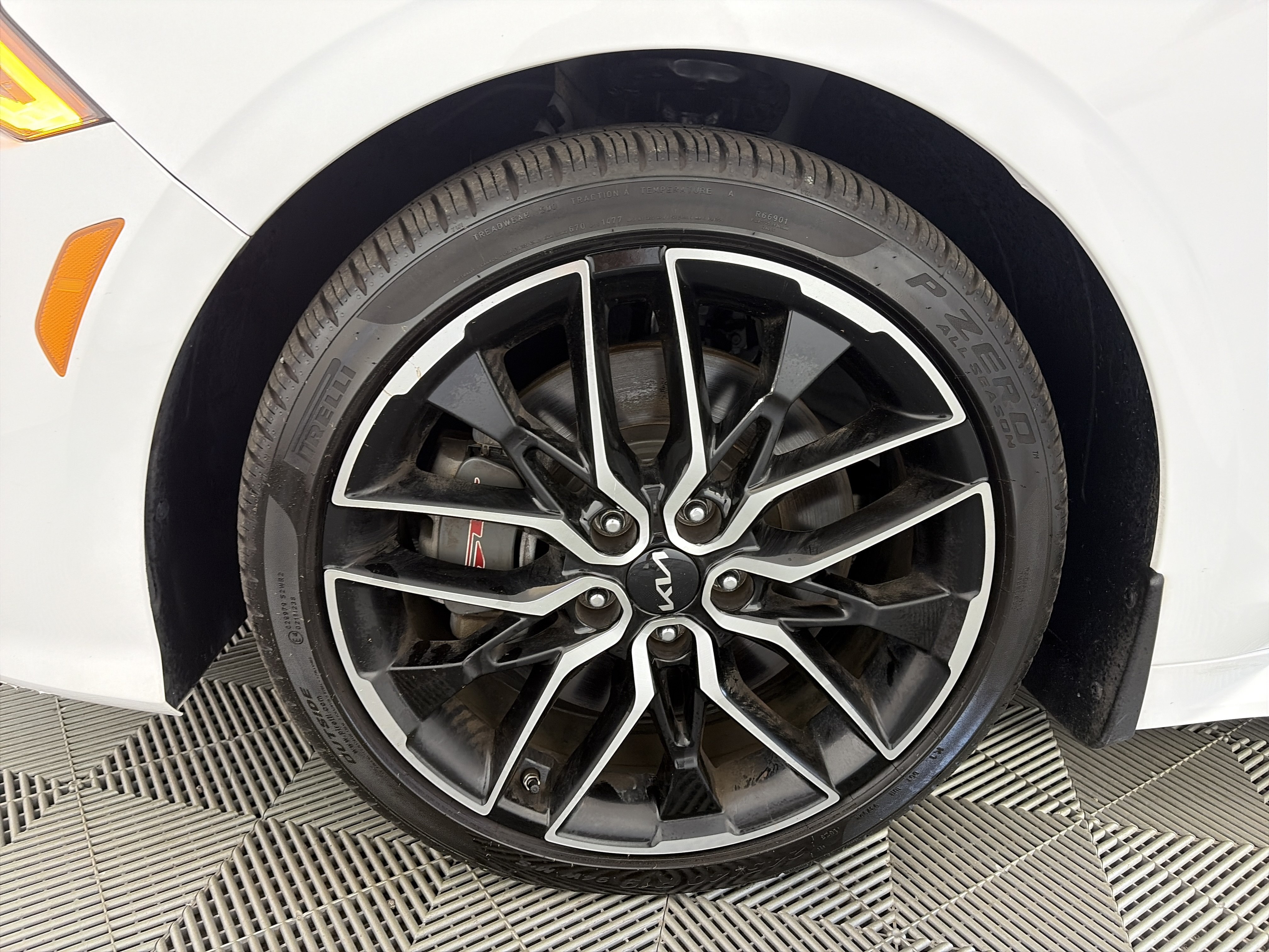Certified 2024 Kia K5 GT FWD image 13