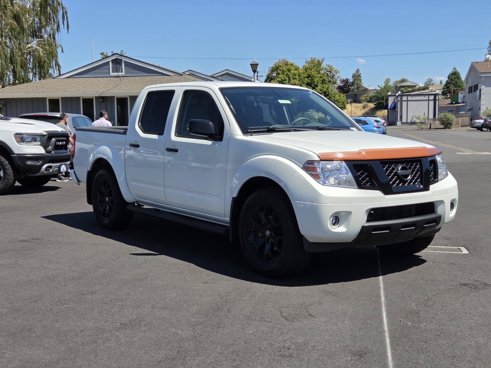 Used 2019 Nissan Frontier SV w/ Value Truck Package RWD image 3