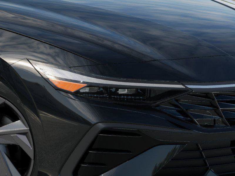 New 2026 Hyundai Elantra SEL Sport FWD image 9