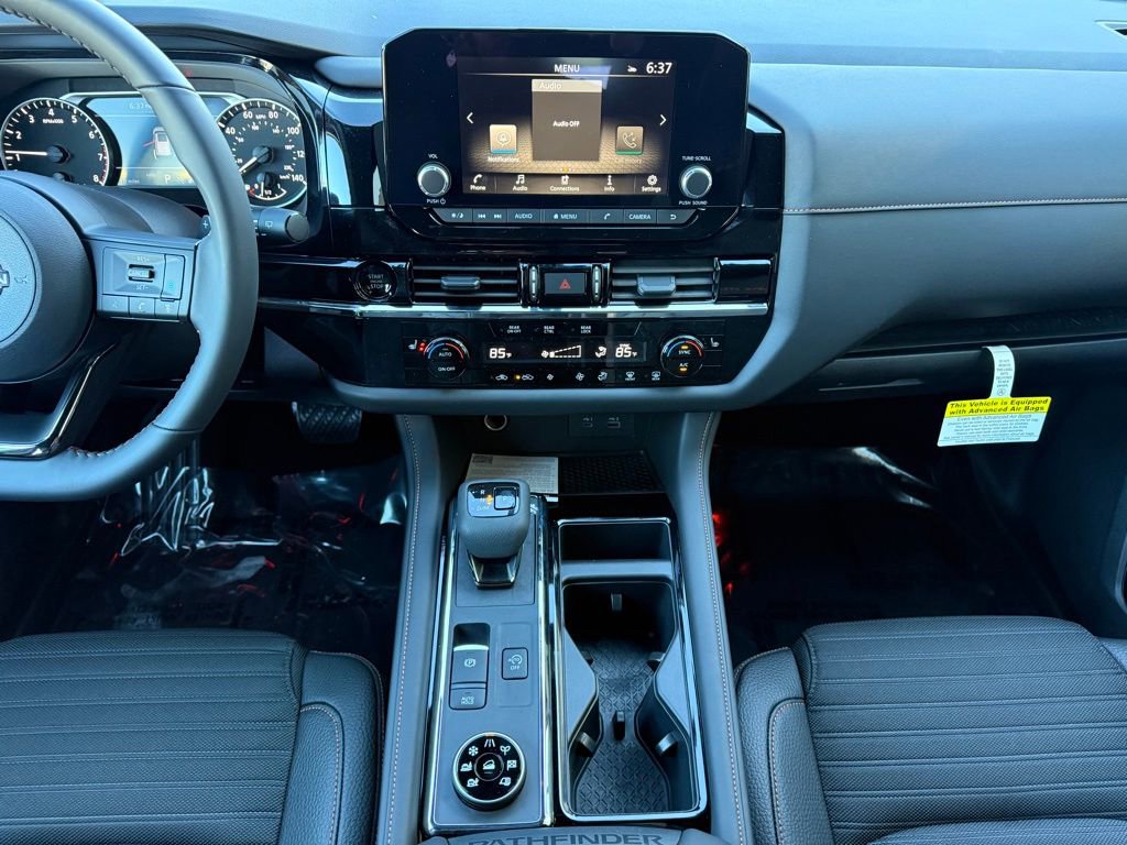 New 2025 Nissan Pathfinder Rock Creek image 21