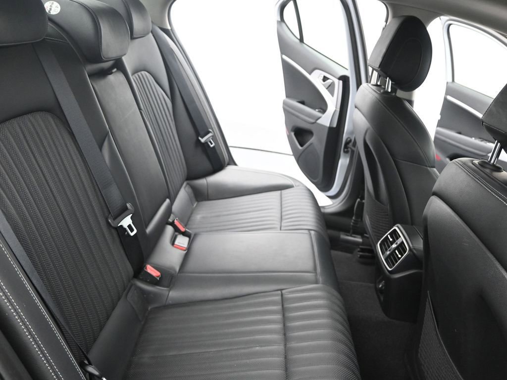 Used 2019 Genesis G70 2.0T Advanced w/ Elite Package image 13