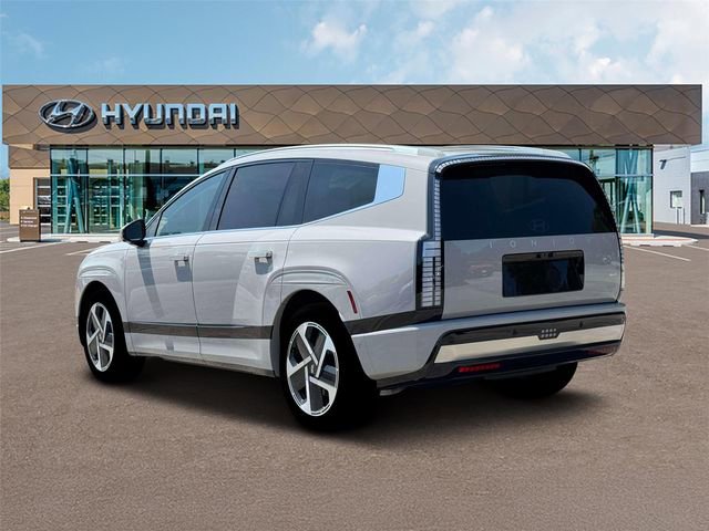 New 2026 Hyundai Ioniq 9 Calligraphy w/ Tow & Go Package image 5