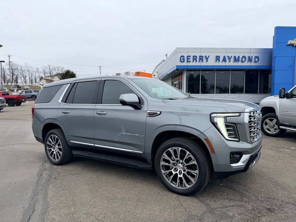 New 2026 GMC Yukon Denali w/ LPO, Floor Liner Package image 1