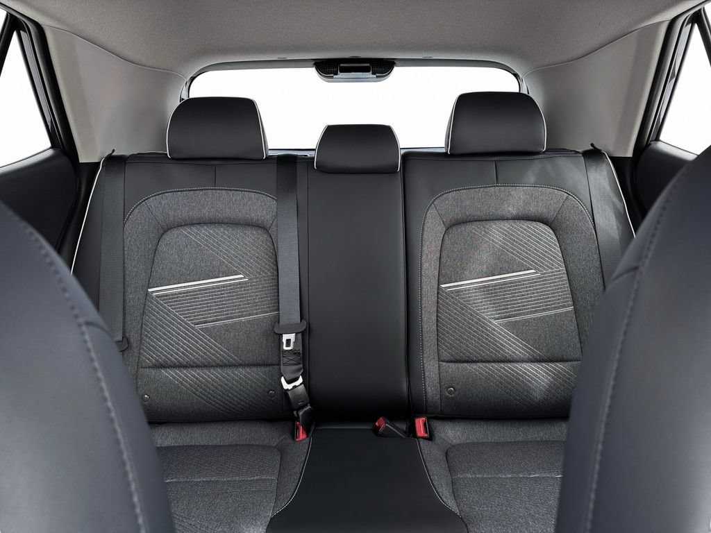 New 2026 Hyundai Venue SEL FWD image 16