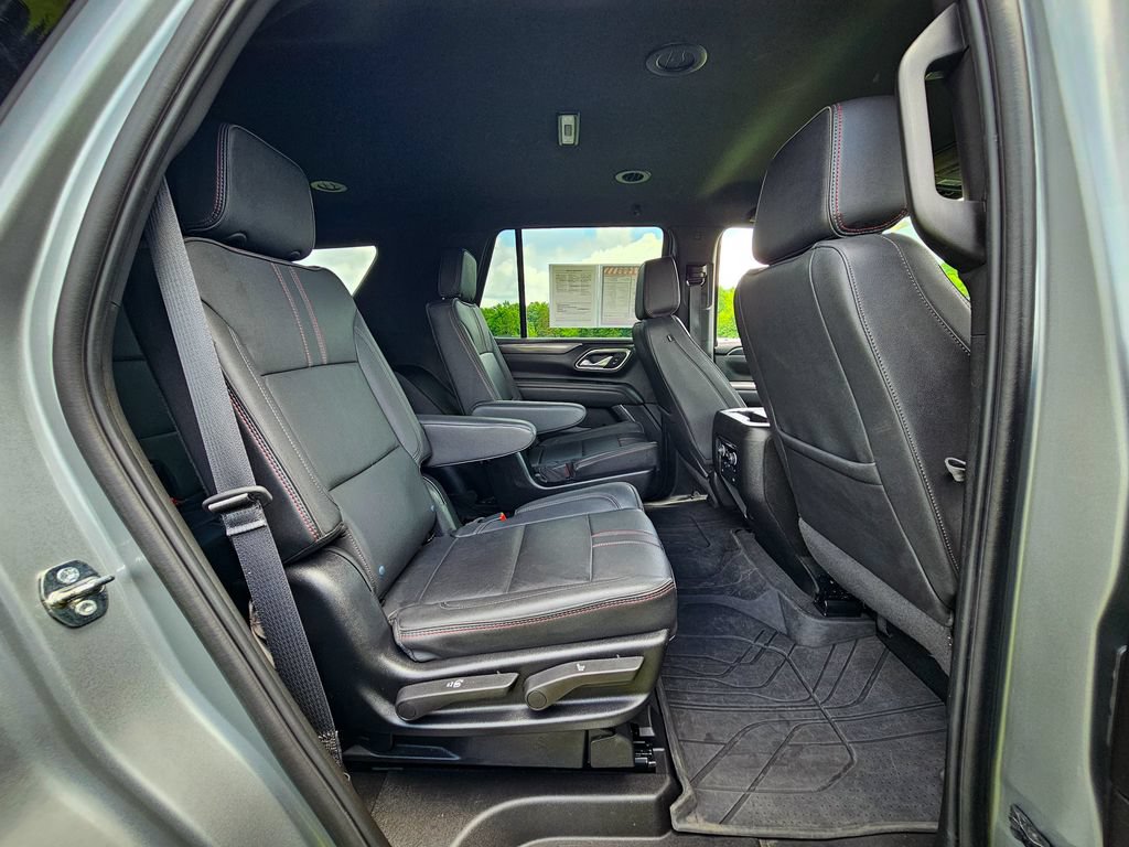 Used 2024 Chevrolet Tahoe RST w/ Luxury Package AWD/4WD image 39