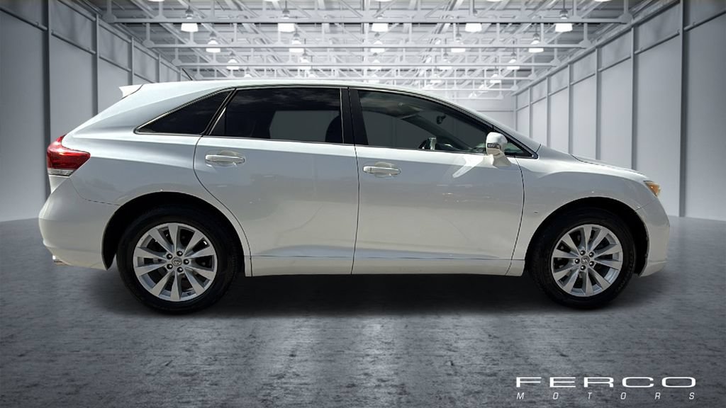 Used 2013 Toyota Venza LE FWD image 6
