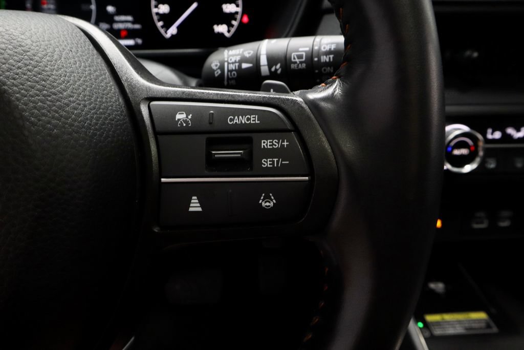 Used 2025 Honda CR-V Sport-L image 30