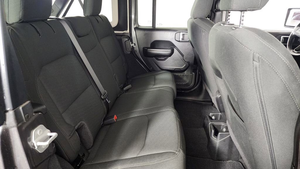 Used 2021 Jeep Wrangler Unlimited Sport image 28