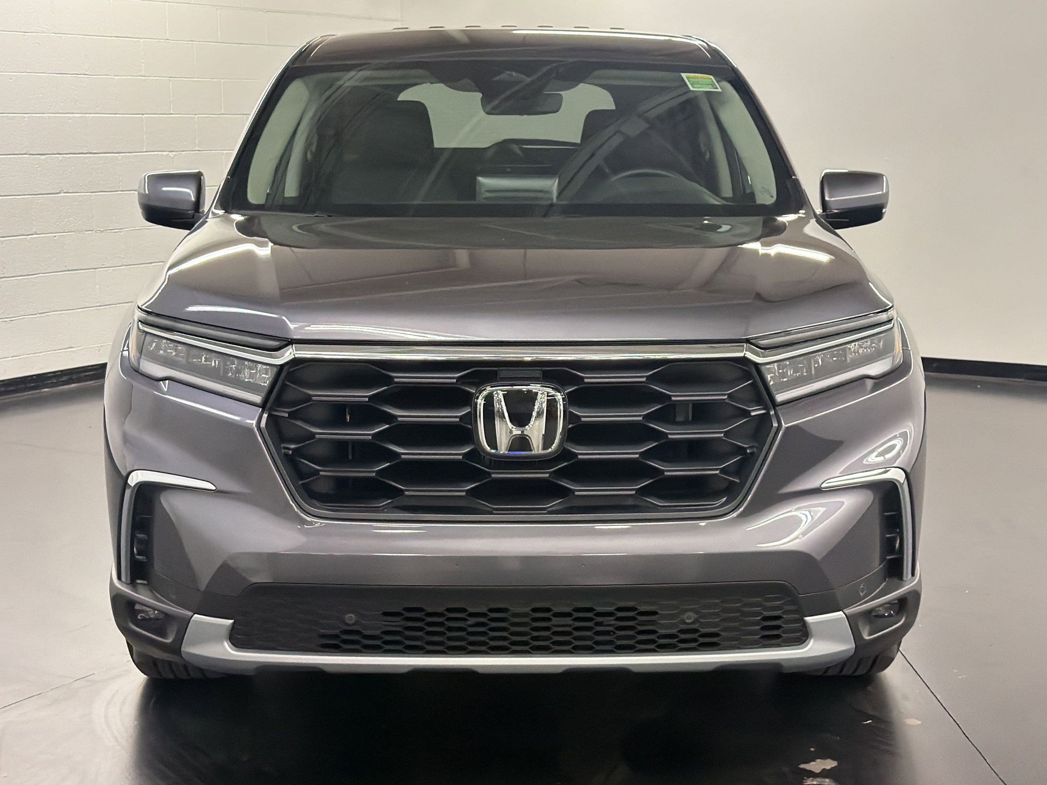 Certified 2025 Honda Pilot EX-L image 6