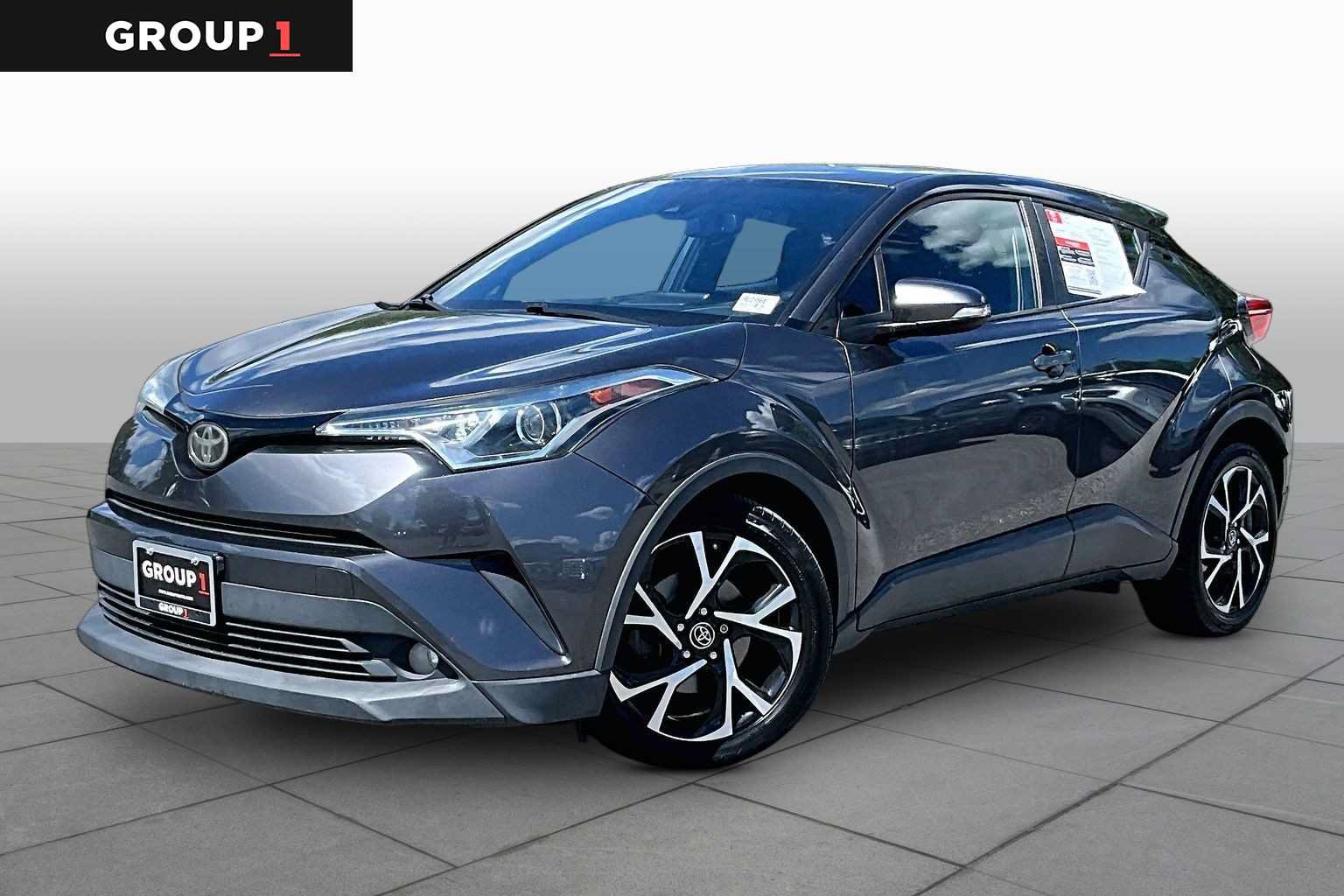 Used 2018 Toyota C-HR XLE FWD video 1