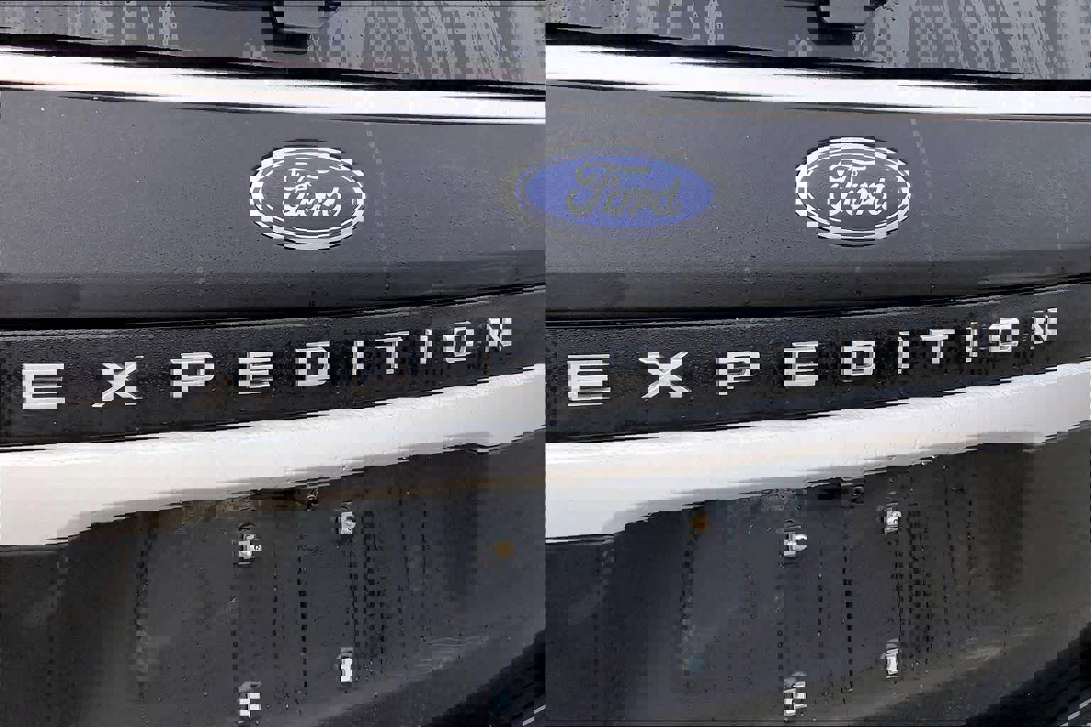 Used 2024 Ford Expedition XLT image 9