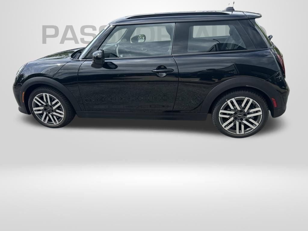 New 2027 MINI Cooper 2-Door Hardtop FWD image 2