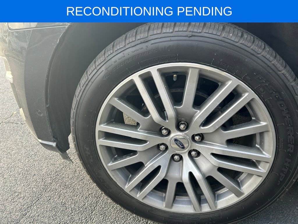 Used 2022 Ford Expedition Platinum image 5