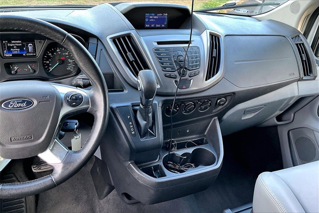 Used 2016 Ford Transit 150 XLT image 6