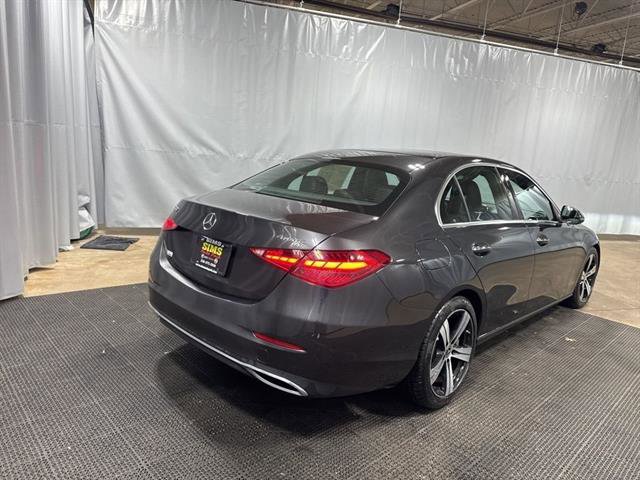 Used 2022 Mercedes-Benz C 300 4MATIC Sedan image 3