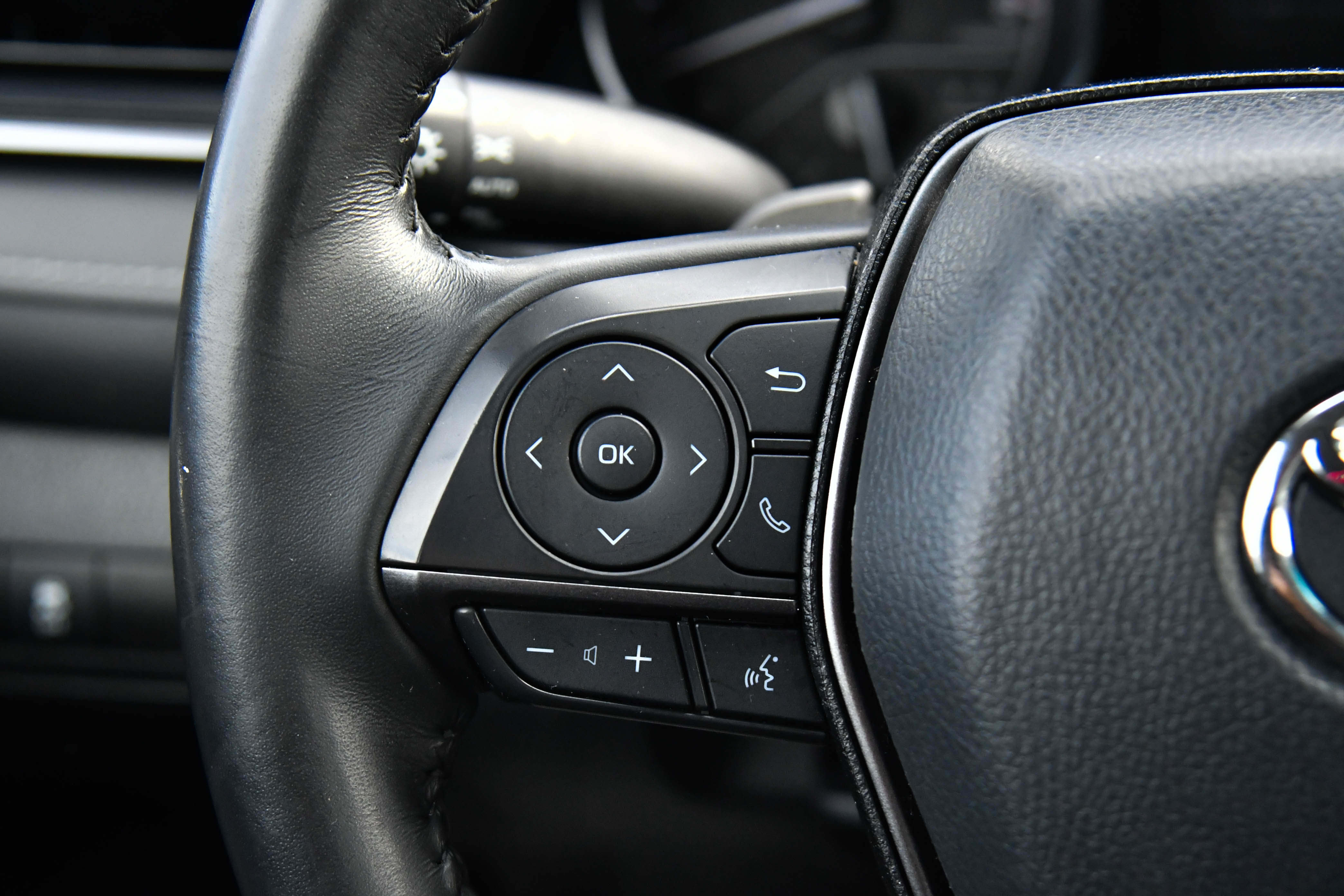 Used 2024 Toyota Camry SE image 29