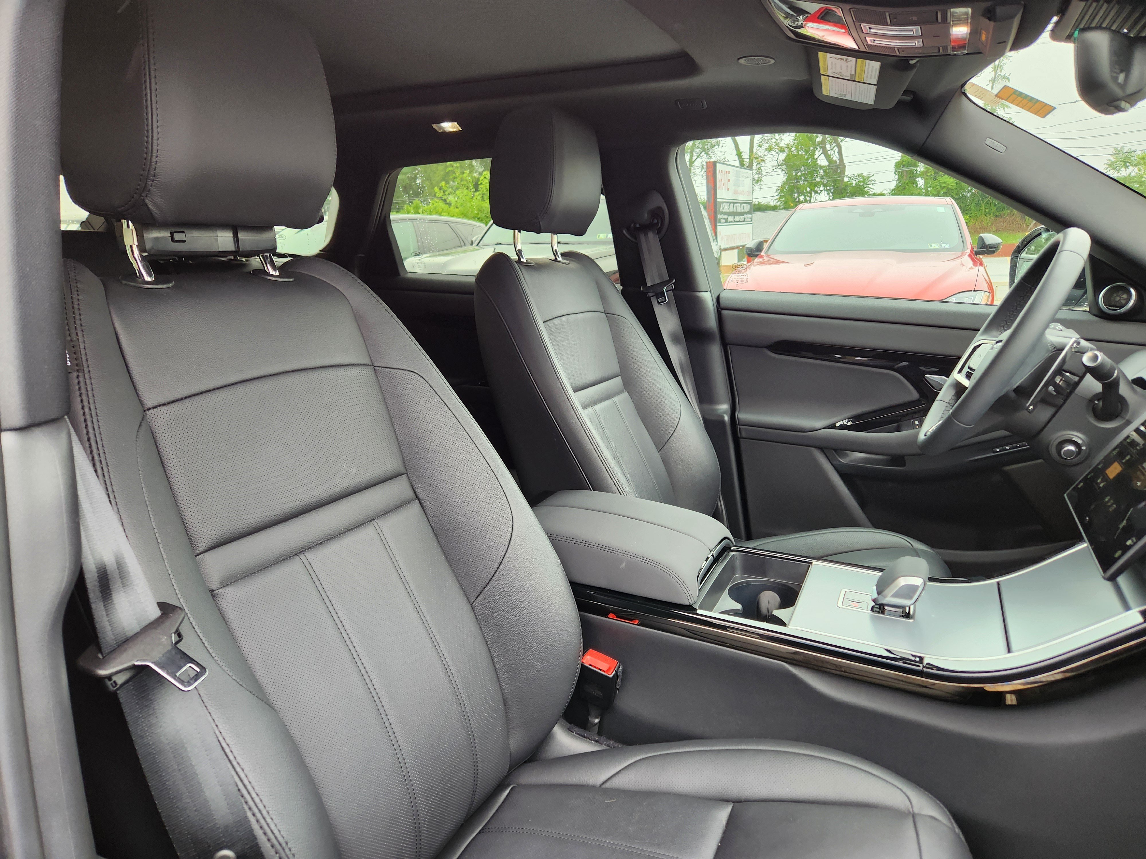 Certified 2025 Land Rover Range Rover Evoque S AWD/4WD image 16