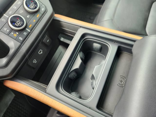 Used 2023 Land Rover Defender 130 X AWD/4WD image 19