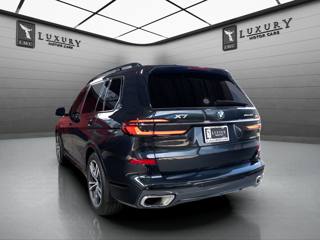 Used 2023 BMW X7 xDrive40i w/ M Sport Package AWD/4WD image 6
