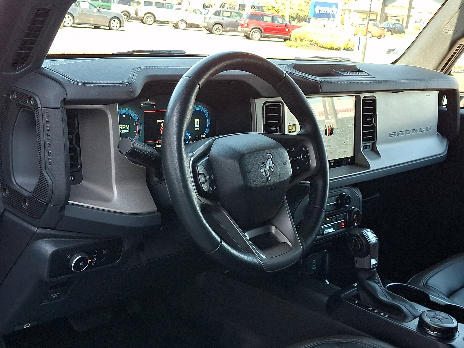 Used 2025 Ford Bronco Outer Banks image 15