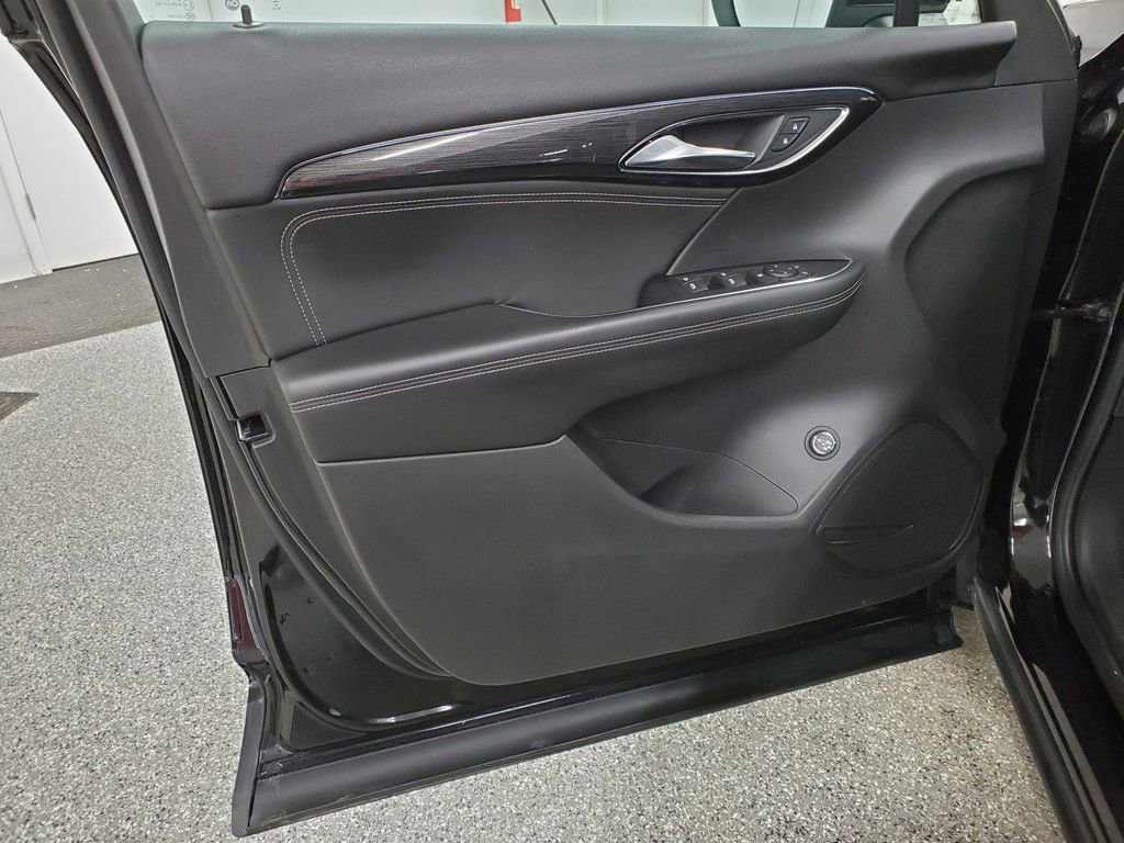 Used 2022 Buick Envision Preferred image 11