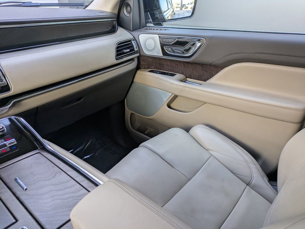 Certified 2024 Lincoln Navigator Reserve image 20
