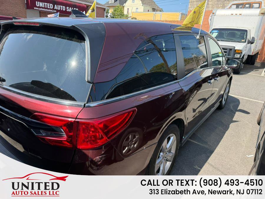 Used 2018 Honda Odyssey EX image 5