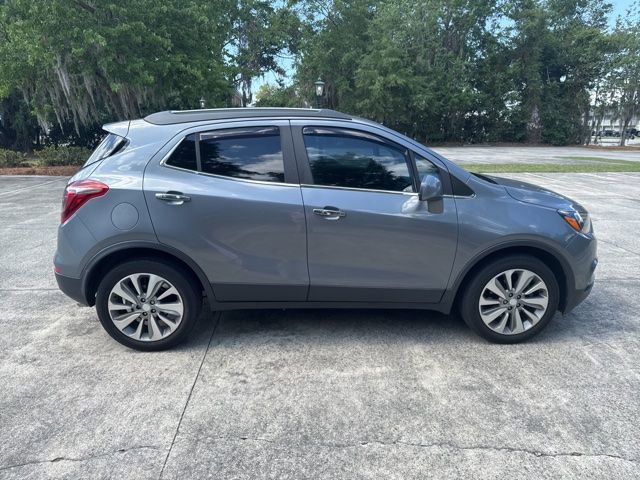 Used 2020 Buick Encore Preferred FWD image 3