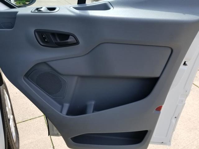 Used 2015 Ford Transit 350 XLT image 18