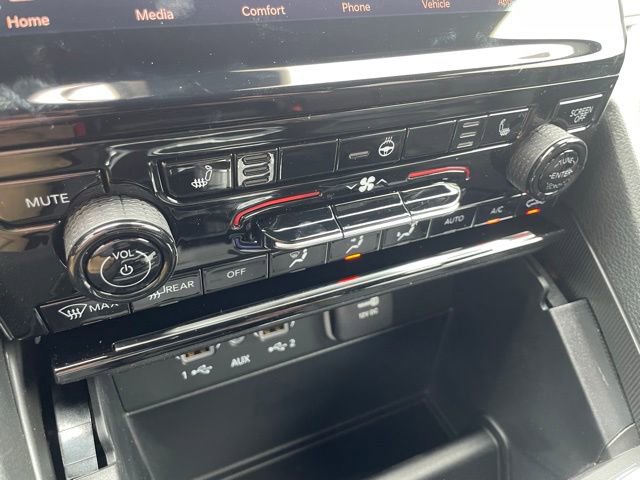 New 2025 Jeep Grand Cherokee L Limited image 17