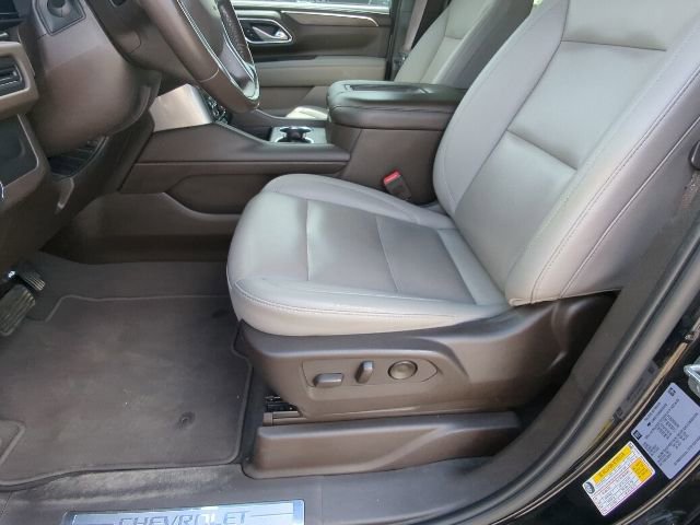 Used 2022 Chevrolet Suburban LT AWD/4WD image 10
