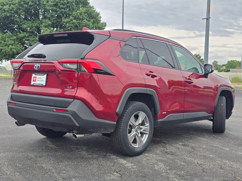 Certified 2023 Toyota RAV4 LE AWD/4WD image 16