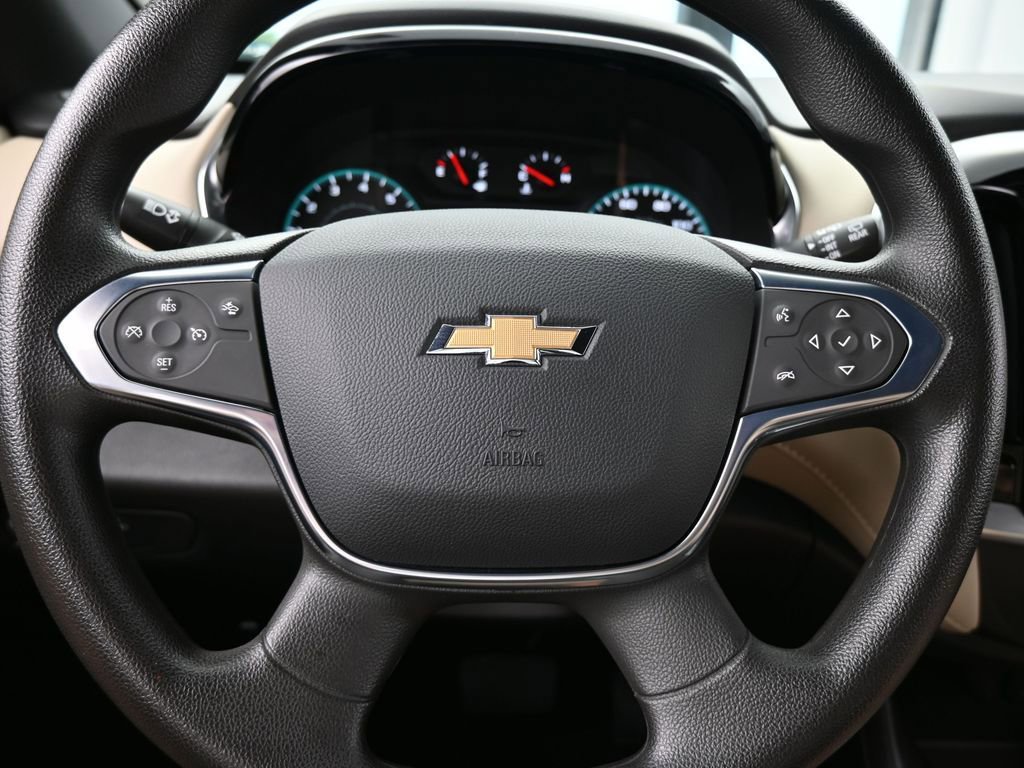 Used 2022 Chevrolet Traverse LS image 26