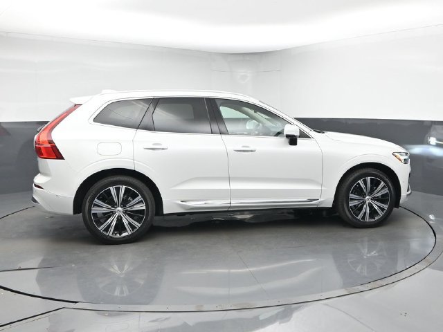 Used 2023 Volvo XC60 B5 Plus w/ Protection Package Premier FWD image 9