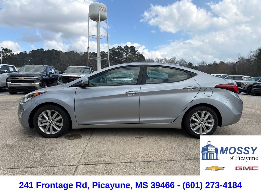 Used 2015 Hyundai Elantra SE w/ Option Group 02 video 2