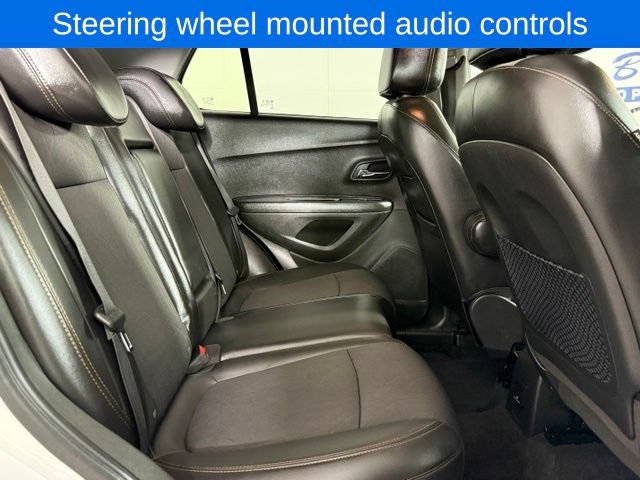 Used 2019 Chevrolet Trax LT w/ LT Convenience Package AWD/4WD image 18
