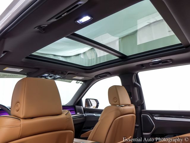 Certified 2025 Cadillac Escalade Premium Luxury w/ LPO, Floor Liner Package AWD/4WD image 13