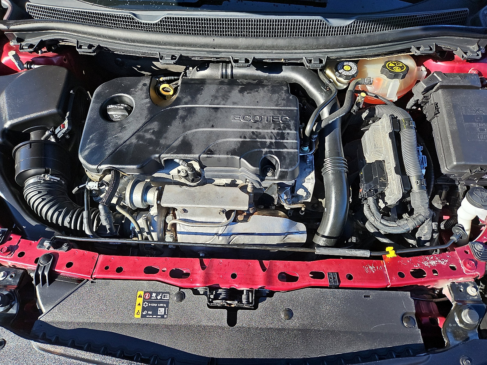 Used 2018 Chevrolet Cruze LT w/ Convenience Package image 28