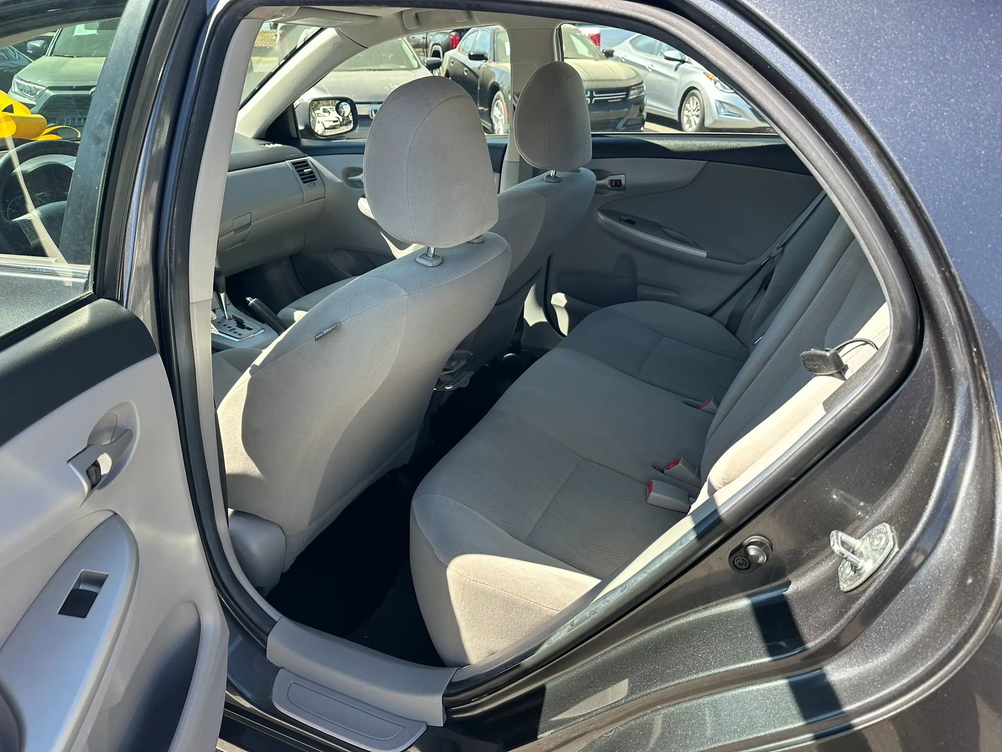 Used 2013 Toyota Corolla LE w/ Premium Pkg image 13
