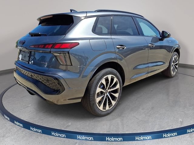New 2026 Audi Q3 quattro 2.0T AWD/4WD image 3