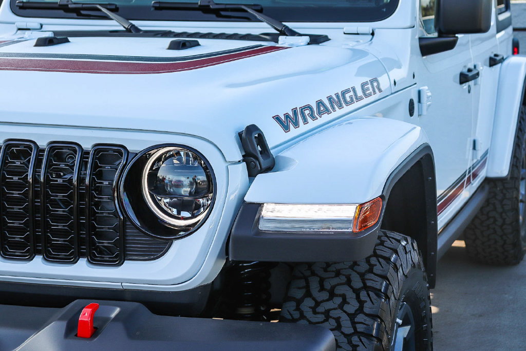 New 2026 Jeep Wrangler Unlimited Sport w/ Dual Top Group AWD/4WD image 5