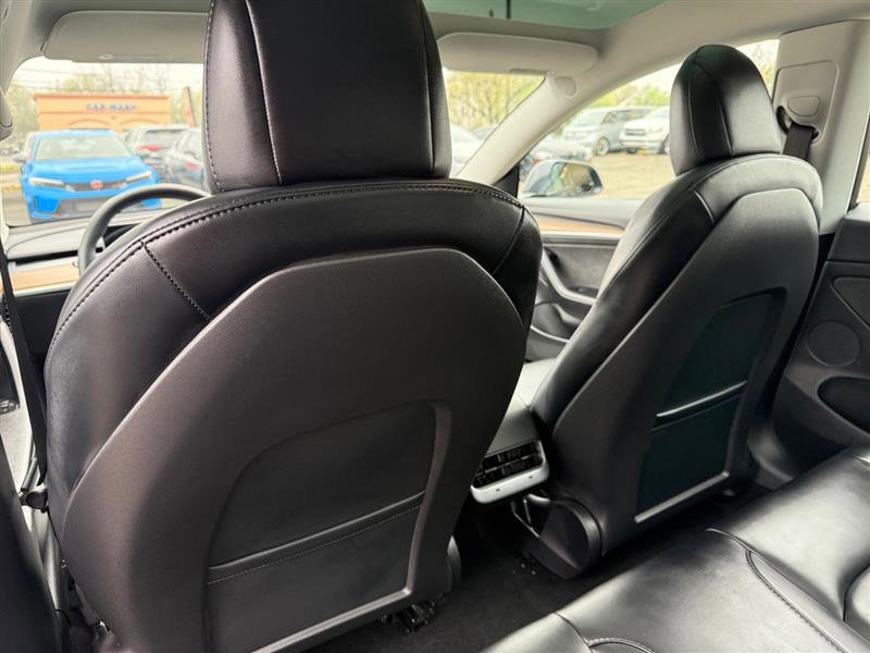 Used 2023 Tesla Model 3 Standard Range RWD image 38