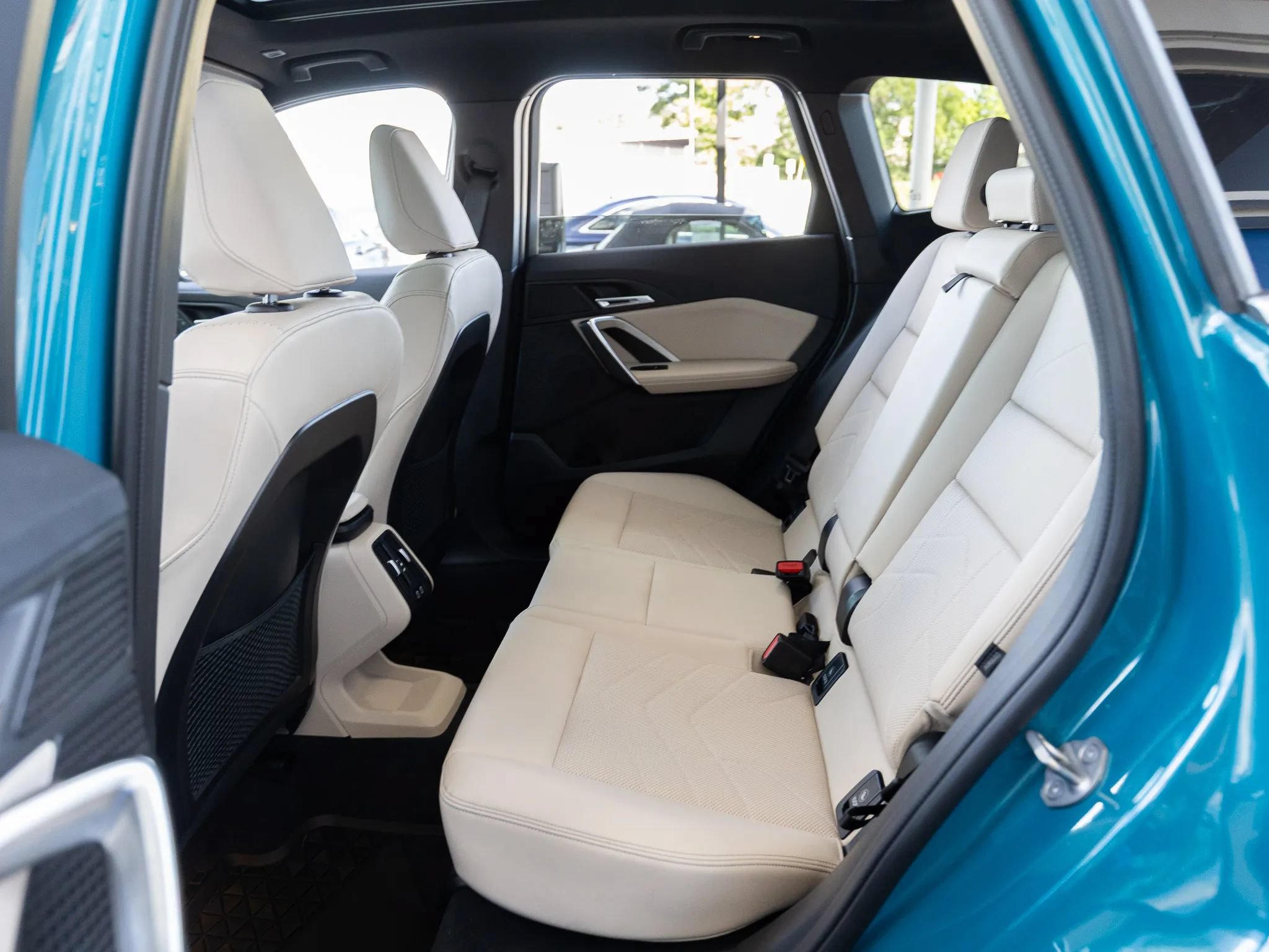 Used 2023 BMW X1 xDrive28i w/ Convenience Package AWD/4WD image 29