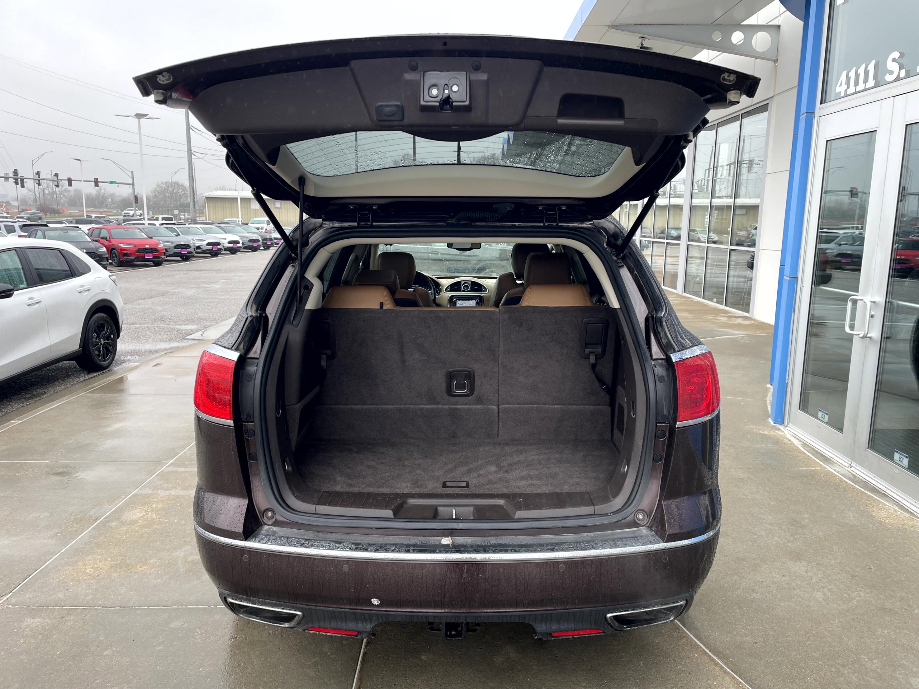 Used 2017 Buick Enclave Premium w/ Experience Buick Package image 8