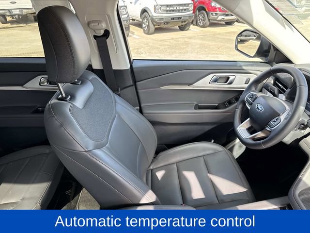 Used 2025 Ford Explorer Active w/ Active Comfort Package image 10